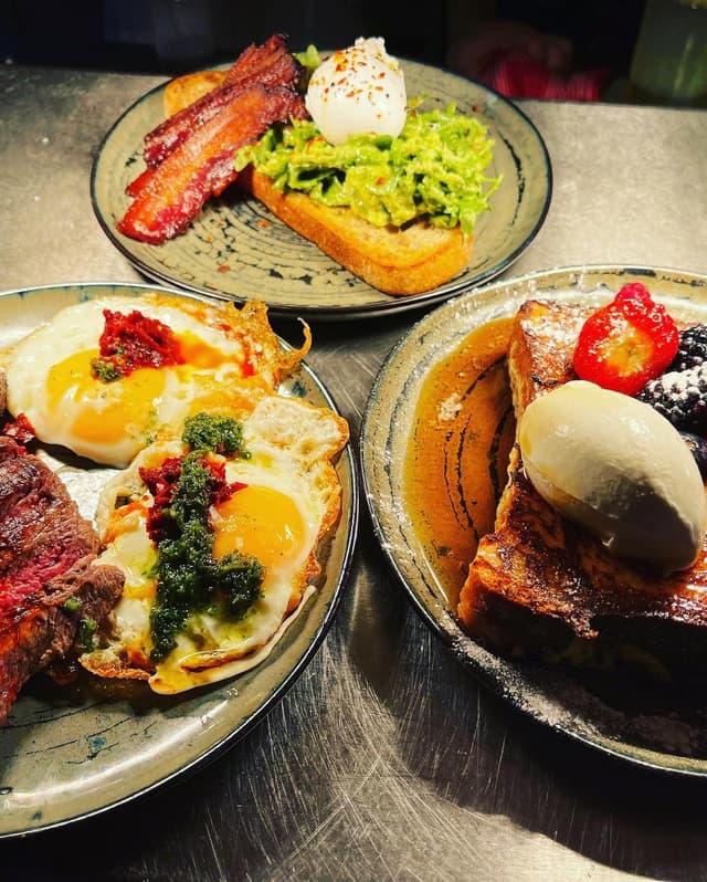 Bottomless Brunch