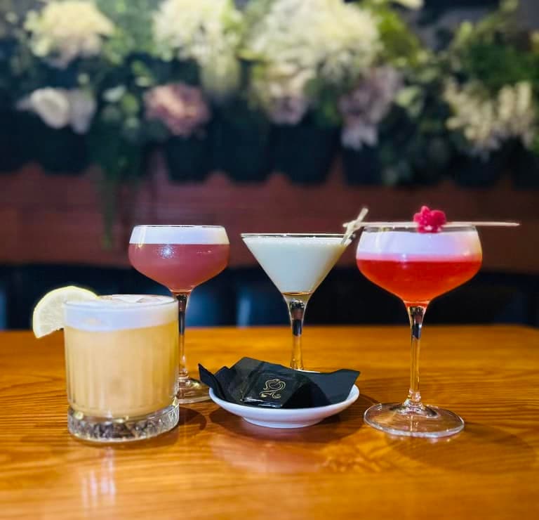 HOME Cocktail
